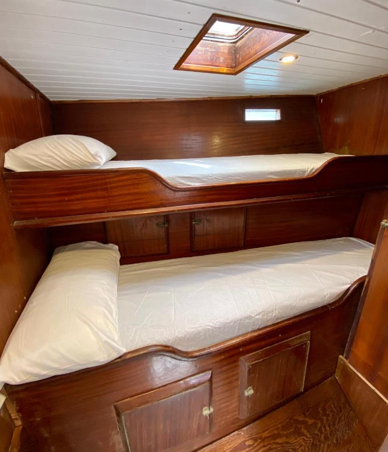 Hotel Fantastico Velero En Barcelona Sant Adrià de Besòs Esterno foto